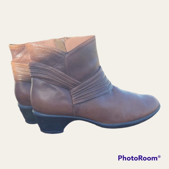 Clarks Shoes - Clarks Brown Zip Up Booties